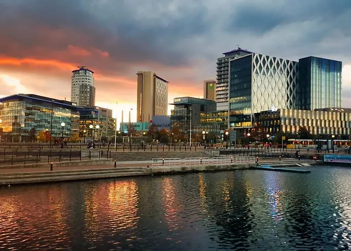 Salford Quays Apartment, Manchester